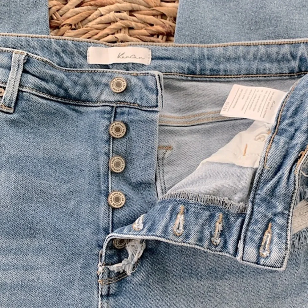 KanCan Tove Ultra High Rise Mom Jean
